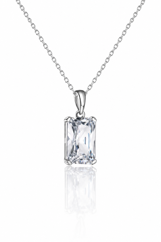 Odéssa S925 Silver Emerald Cut Necklace