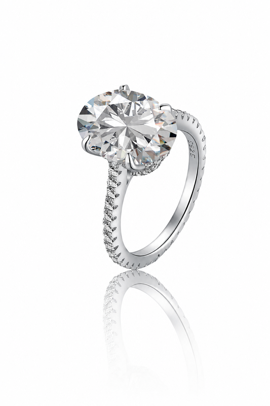 Odéssa S925 Silver Hidden Halo Oval Ring