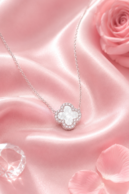 Atèlier S925 Silver White Jade Clover Necklace