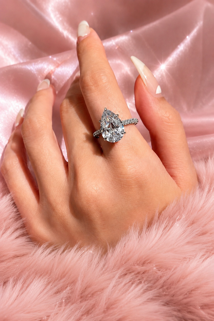 Ophélia II S925 Silver Hidden Halo Pear Cut Ring