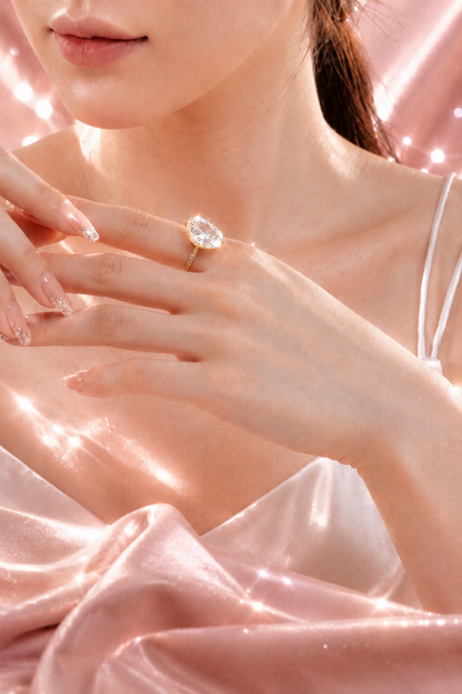 Odessa 14k Gold Hidden Halo Oval Ring