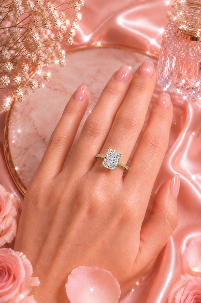 Isabèlle Célestial 14k Gold Crushed Ice Radiant Cut Ring