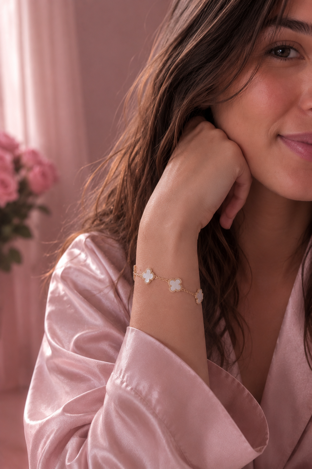 Atèlier 14k Gold White Jade Clover Bracelet