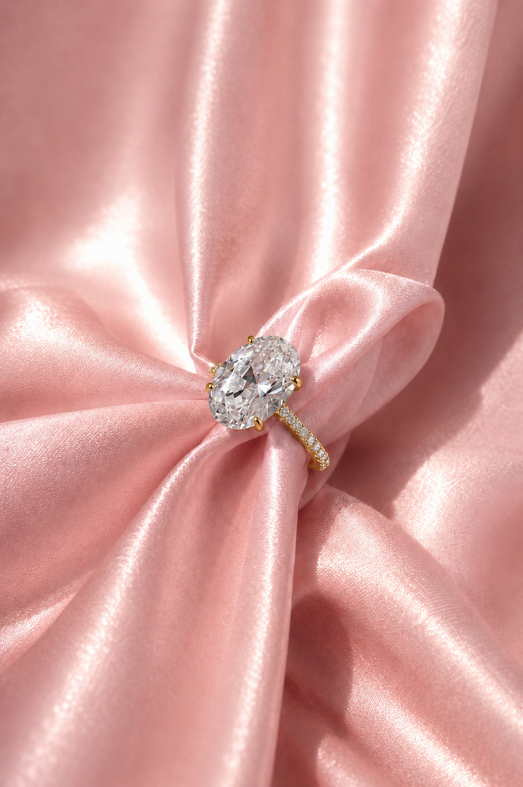 Odessa 14k Gold Hidden Halo Oval Ring