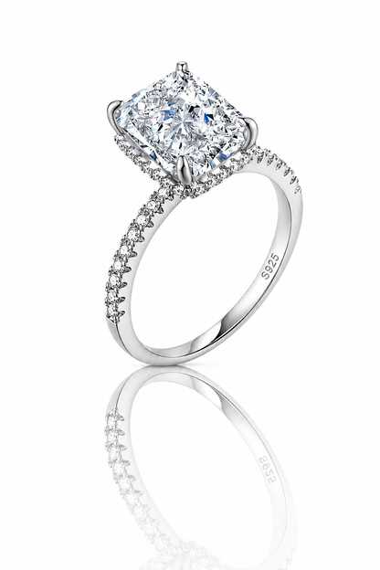 Isabèlle Célestial S925 Silver Crushed Ice Radiant Cut Ring