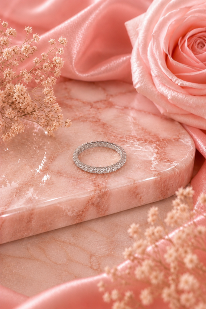 Hèra S925 Silver Crushed Ice Eternity Ring