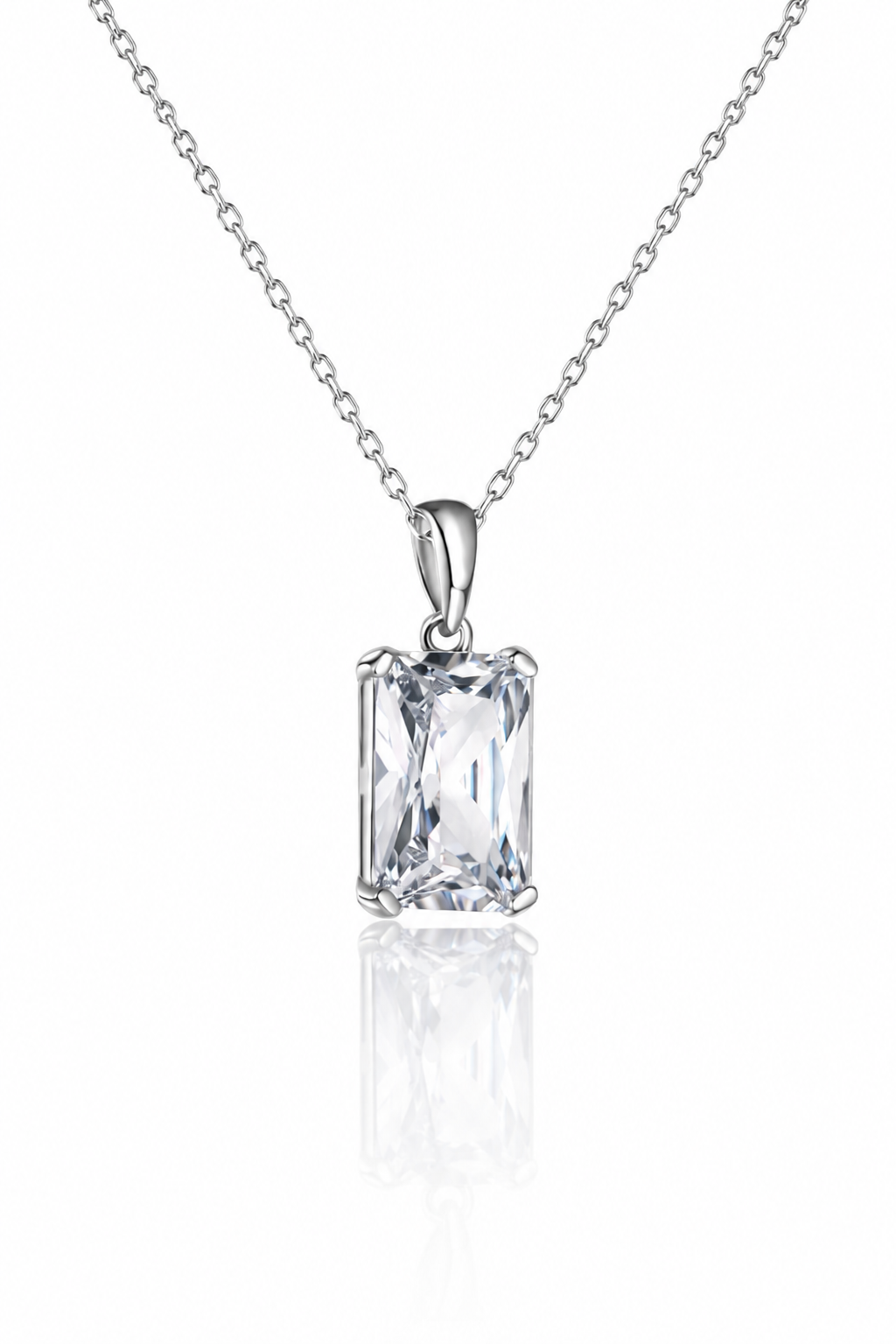 Odéssa S925 Silver Emerald Cut Necklace