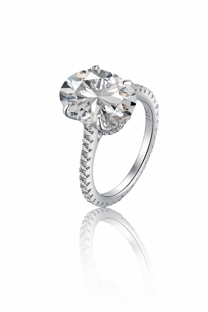 Odéssa S925 Silver Hidden Halo Oval Ring