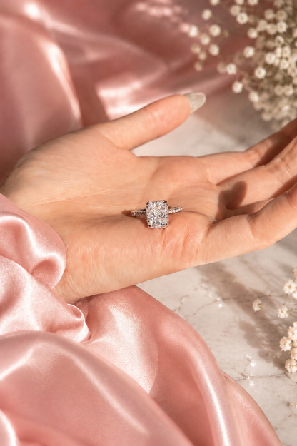 Isabèlle Célestial S925 Silver Crushed Ice Radiant Cut Ring