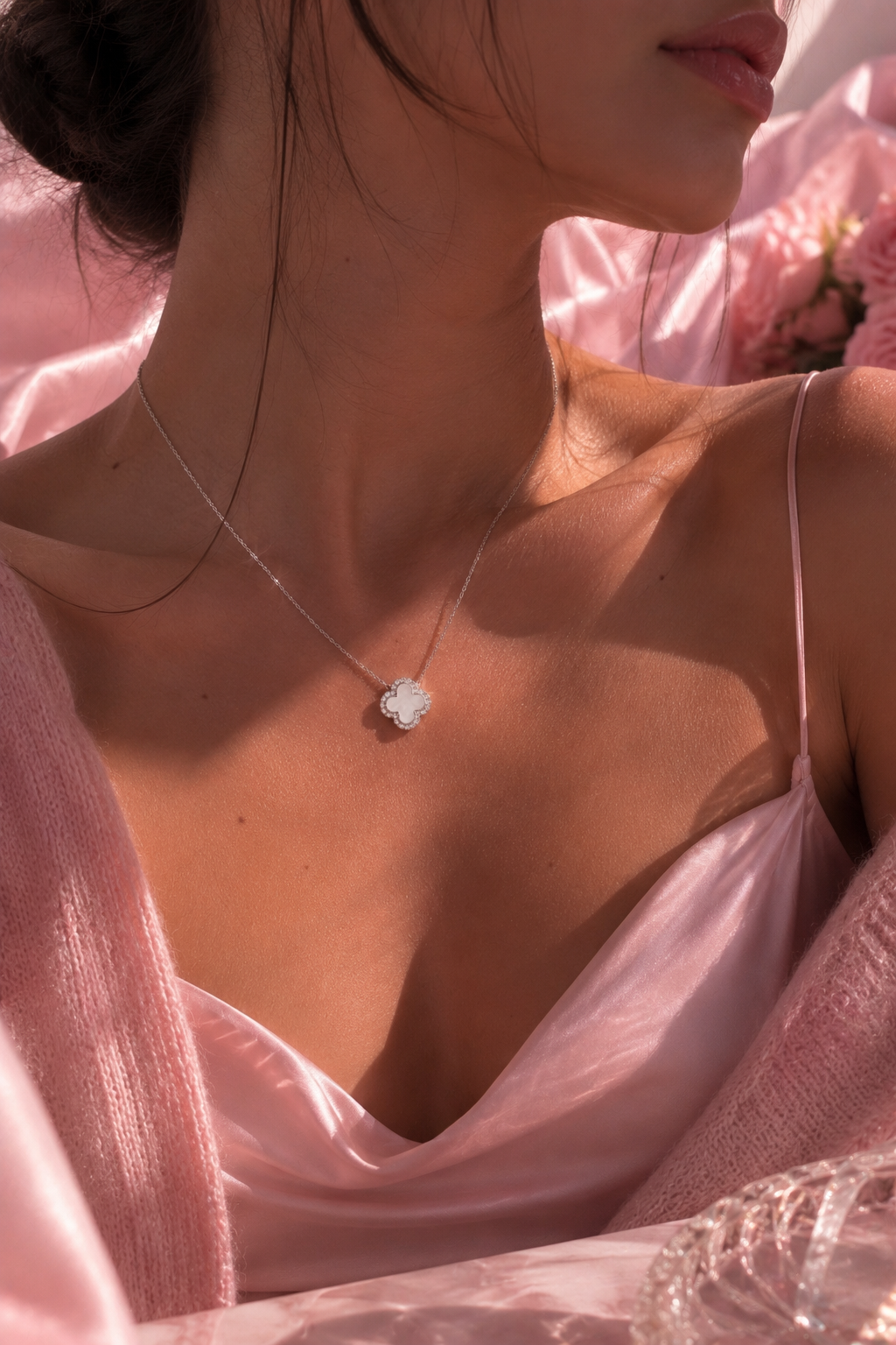 Atèlier S925 Silver White Jade Clover Necklace