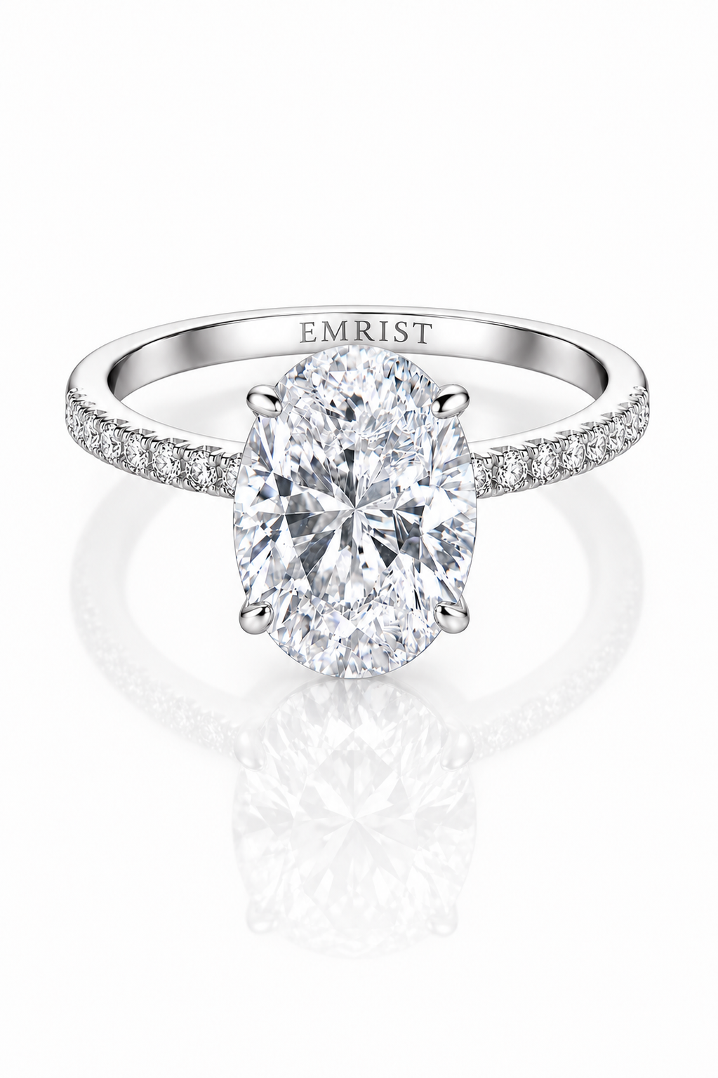 Odéssa S925 Silver Hidden Halo Oval Ring