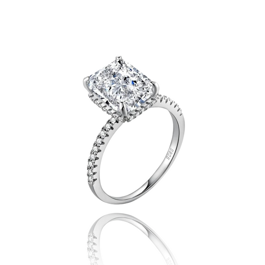 Meéra Radiant Cut Ring